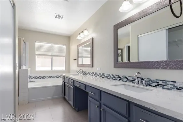 $2,350 | 9424 Deer Lodge Lane, Las Vegas, NV 89129