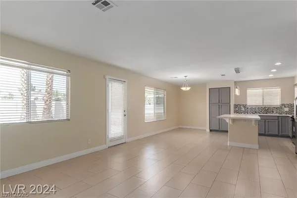 $2,350 | 9424 Deer Lodge Lane, Las Vegas, NV 89129