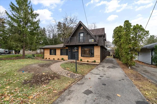 $495,000 | 27 Maple Avenue, Lake Zurich, IL 60047