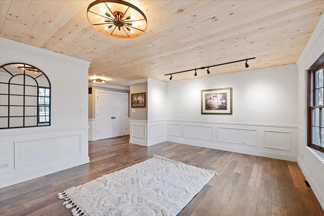 $495,000 | 27 Maple Avenue, Lake Zurich, IL 60047