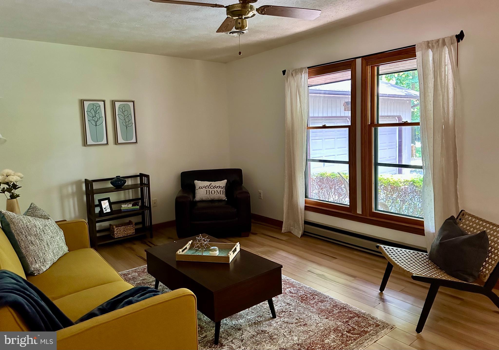 15679 Edgegrove Road Purcellville, VA 20132 - Photo 7 of 16 Sitting Room