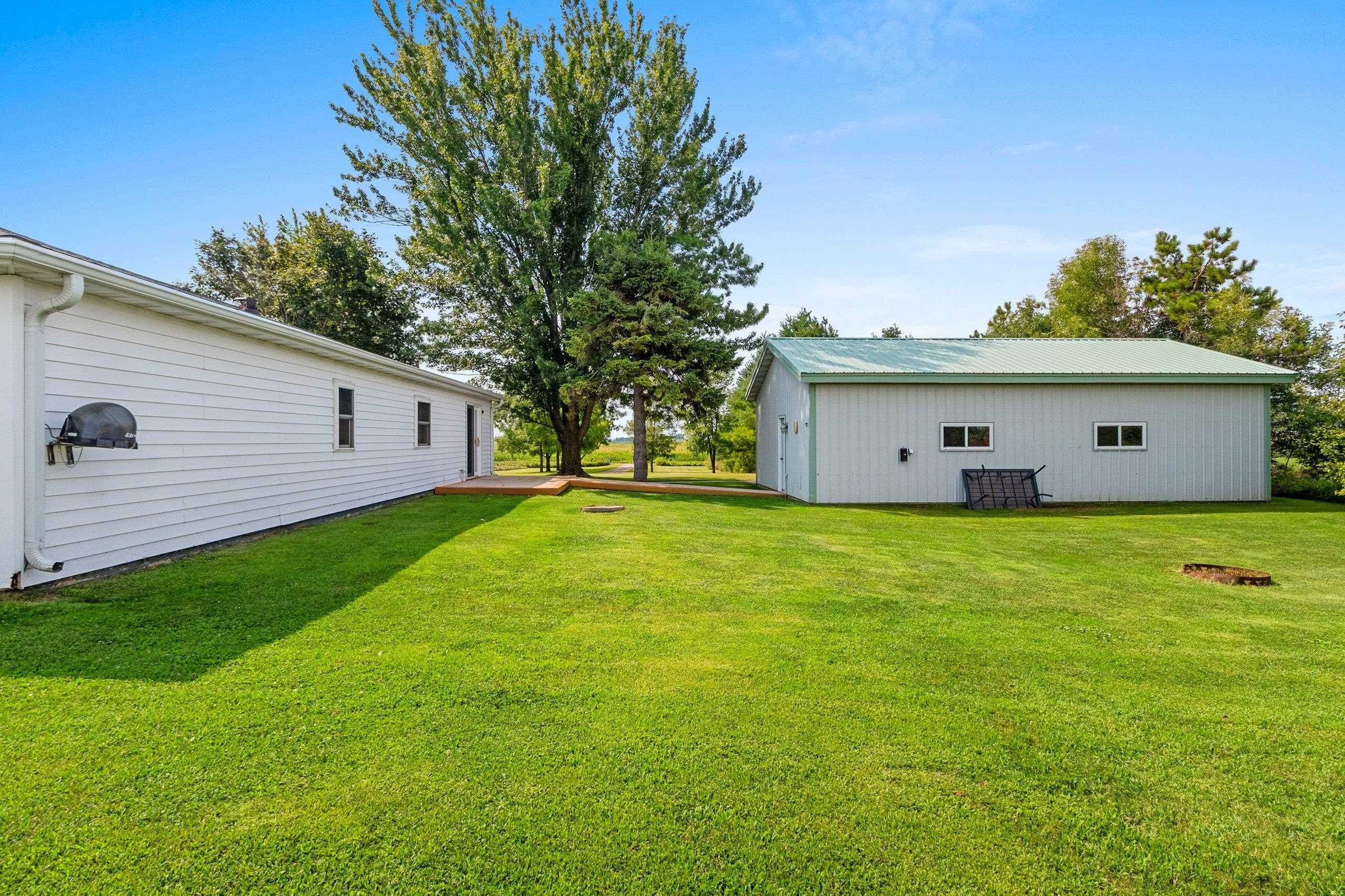 W2560 Half Mile Road Pulaski, WI 54162 - Photo 5 of 54 Gallery Image 5