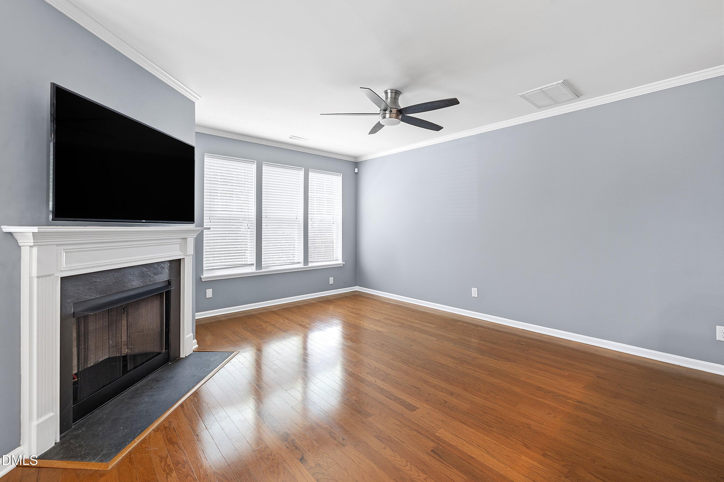 5911 Longeria Court Raleigh, NC 27612 - Photo 15 of 53 15-5911 Longeria Ct -_7048