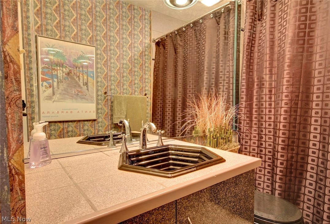 12221 Moss Point Road Strongsville, OH 44136 - Photo 25 of 35 Gallery Image 25