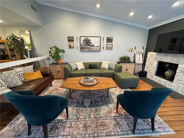 $4,999 | 10141 Valley Cir Boulevard, Unit 4, Chatsworth, CA 91311
