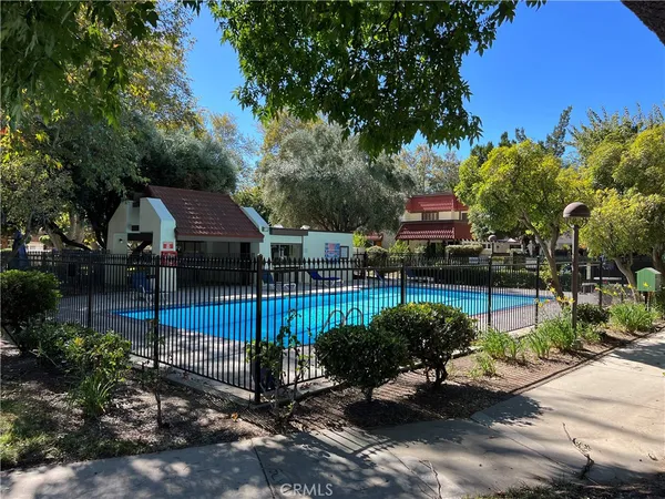$4,999 | 10141 Valley Cir Boulevard, Unit 4, Chatsworth, CA 91311