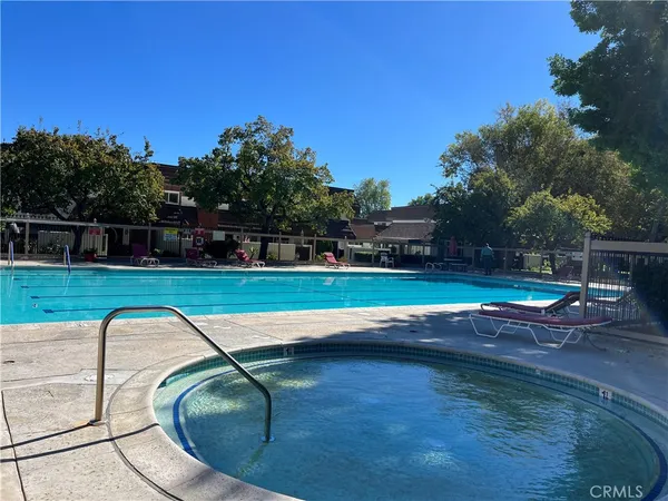 $4,999 | 10141 Valley Cir Boulevard, Unit 4, Chatsworth, CA 91311