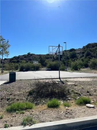 $4,999 | 10141 Valley Cir Boulevard, Unit 4, Chatsworth, CA 91311