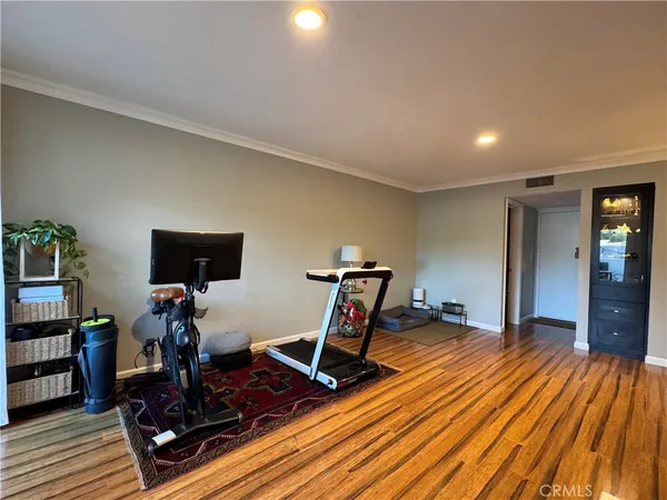 $4,999 | 10141 Valley Cir Boulevard, Unit 4, Chatsworth, CA 91311