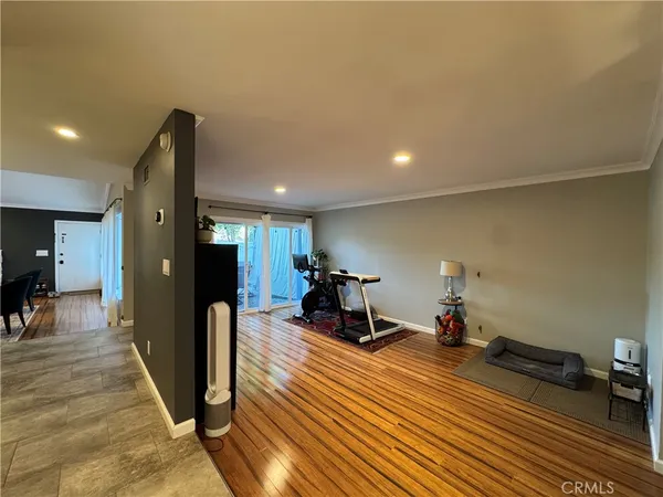 $4,999 | 10141 Valley Cir Boulevard, Unit 4, Chatsworth, CA 91311
