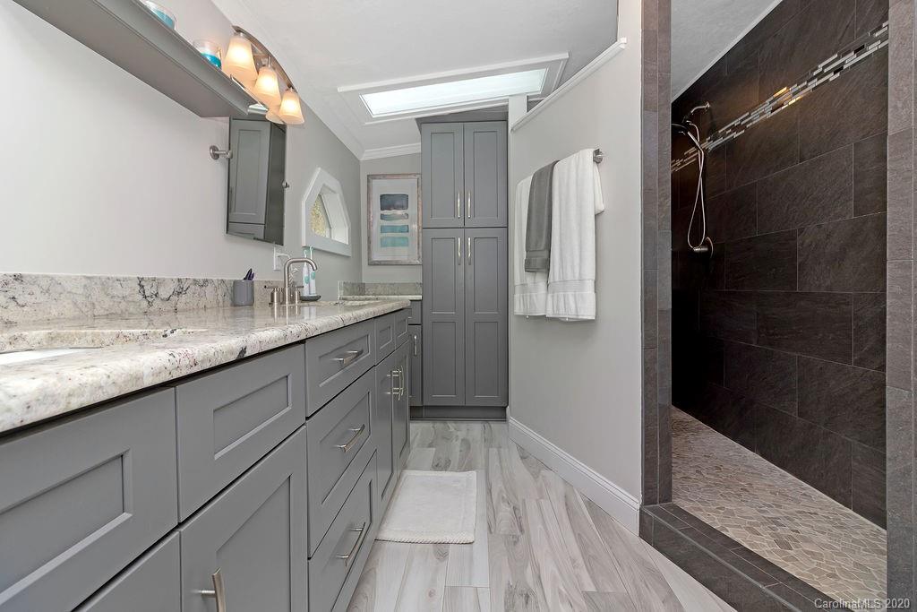372 A Long Ridge Road Brevard, NC 28712 - Photo 19 of 40 Gallery Image 19