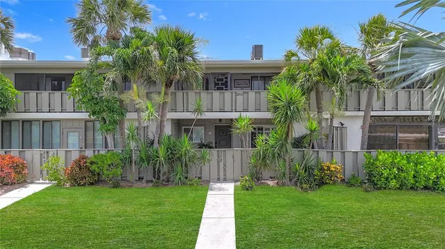 $799,000 | 6200 Flotilla Drive, Unit 262, Holmes Beach, FL 34217