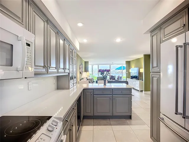 $799,000 | 6200 Flotilla Drive, Unit 262, Holmes Beach, FL 34217