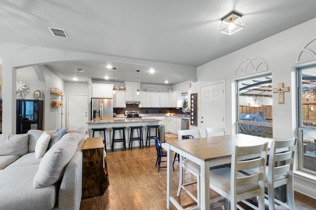 500 West Mill Street Decatur, TX 76234 - Photo 8 of 22
