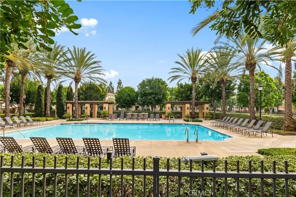 $1,148,000 | 76 Trailing Vine, Irvine, CA 92602