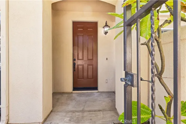 $1,148,000 | 76 Trailing Vine, Irvine, CA 92602