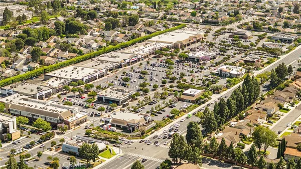 $1,148,000 | 76 Trailing Vine, Irvine, CA 92602