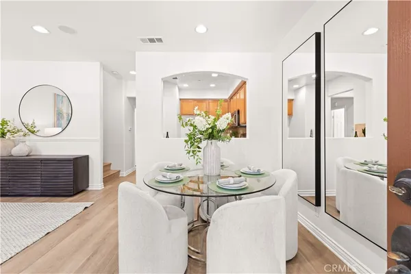 $1,148,000 | 76 Trailing Vine, Irvine, CA 92602