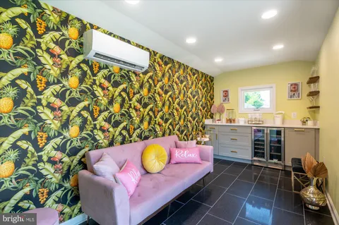 $825,000 | 2944 Random Road, Falls Church, VA 22042