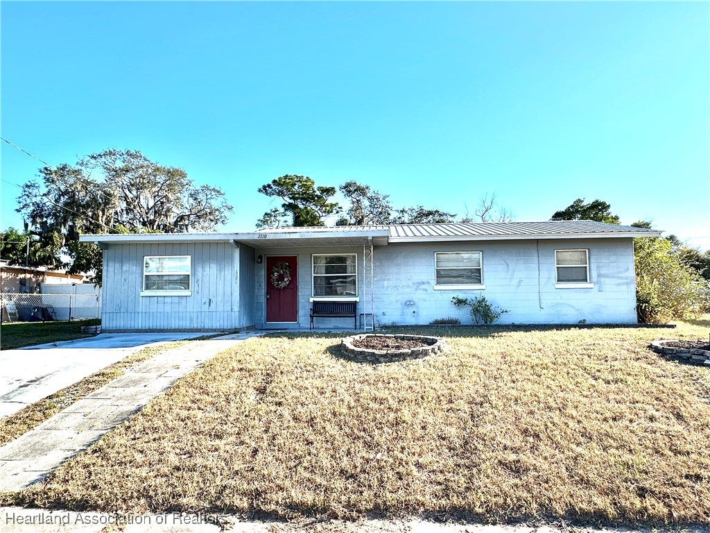 2110 Cleveland Road Sebring, FL 33870 - Photo 2 of 35