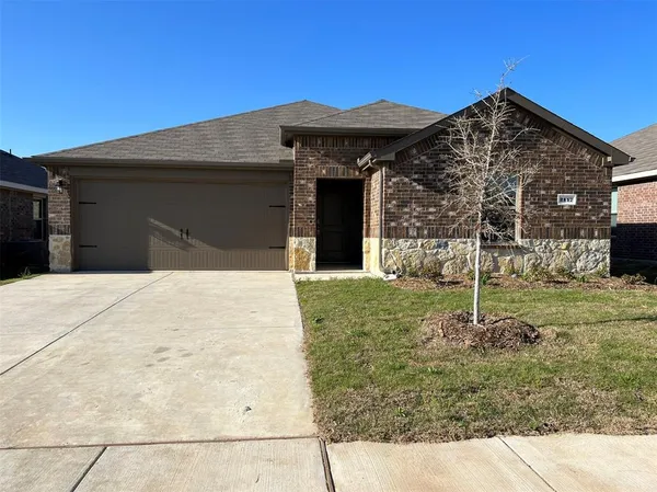 $2,195 | 2117 Berrywood Drive, Royse City, TX 75189