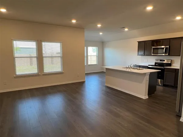 $2,195 | 2117 Berrywood Drive, Royse City, TX 75189