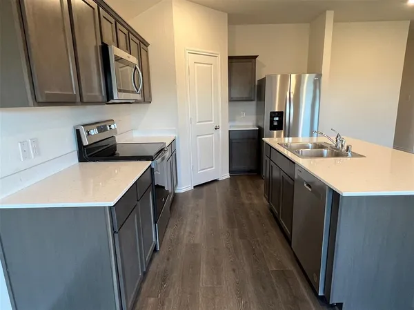 $2,195 | 2117 Berrywood Drive, Royse City, TX 75189