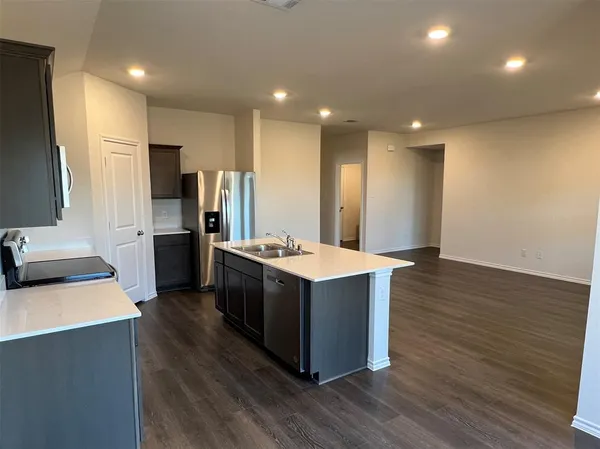 $2,195 | 2117 Berrywood Drive, Royse City, TX 75189