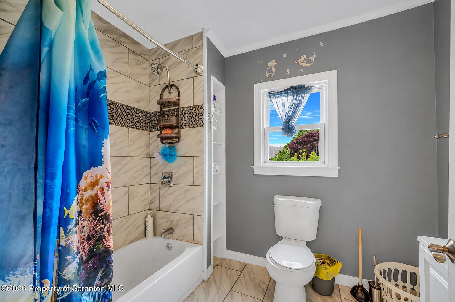 29 Rittenhouse Street Simpson, PA 18407 - Photo 23 of 36 a bathroom with a toilet and a bathtub