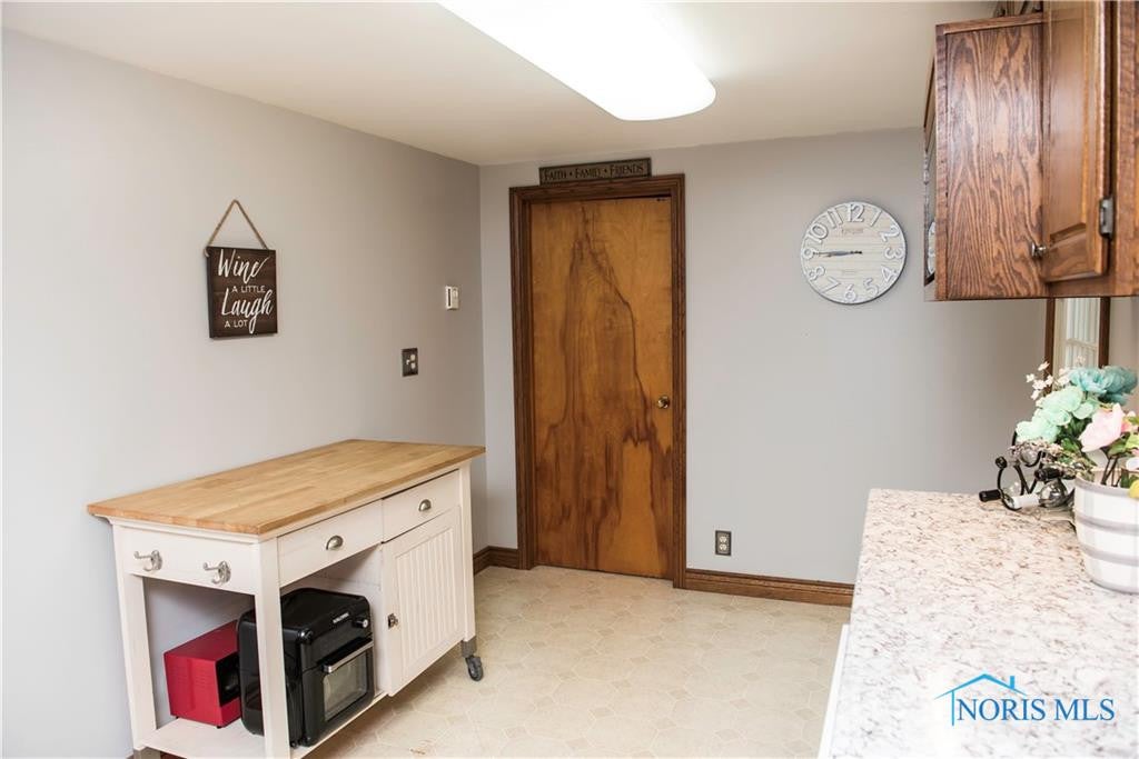 26021 Bowman Road Defiance, OH 43512 - Photo 32 of 49 Gallery Image 32