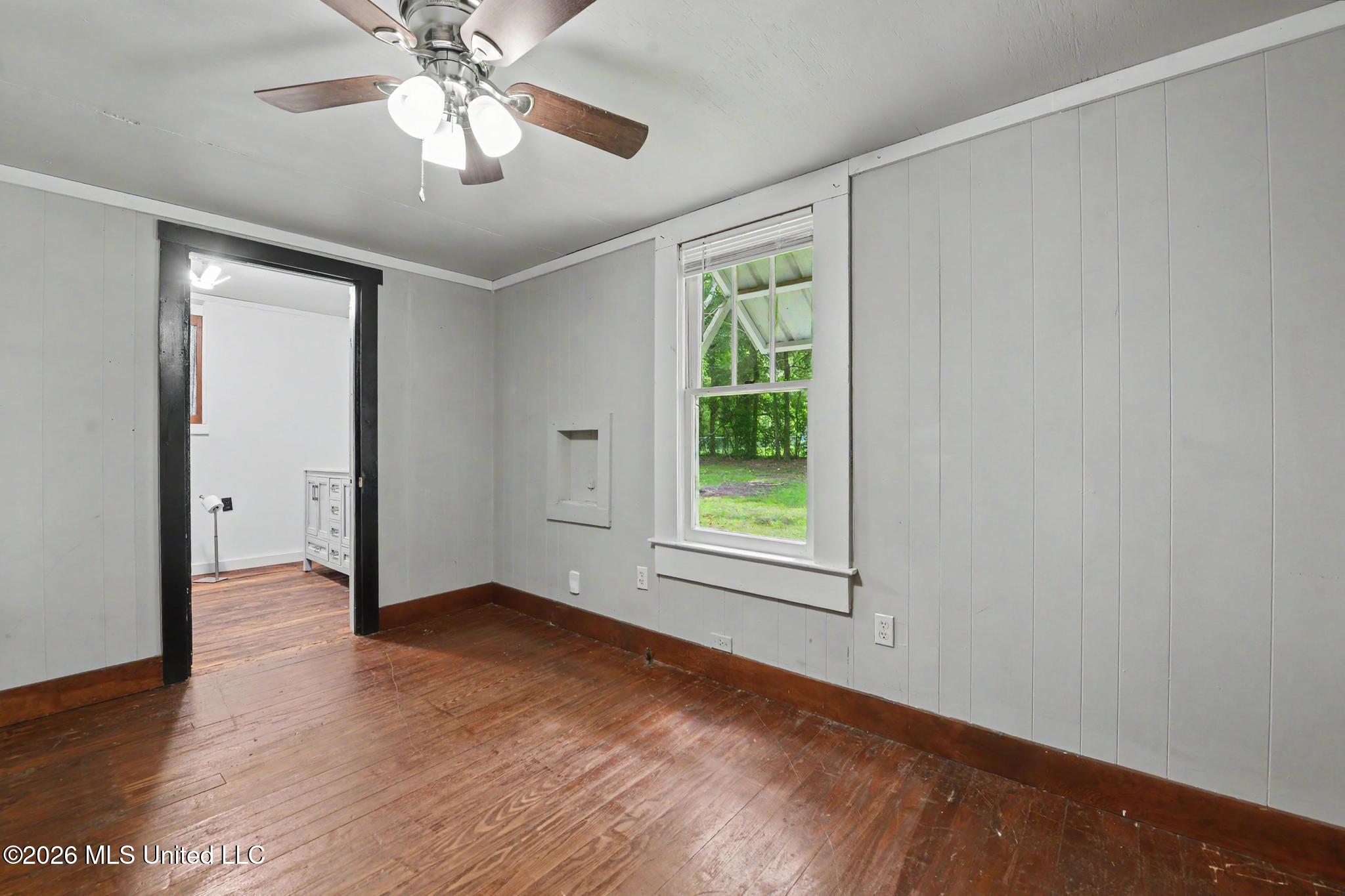 388 Oak Street Lucedale, MS 39452 - Photo 10 of 28 011