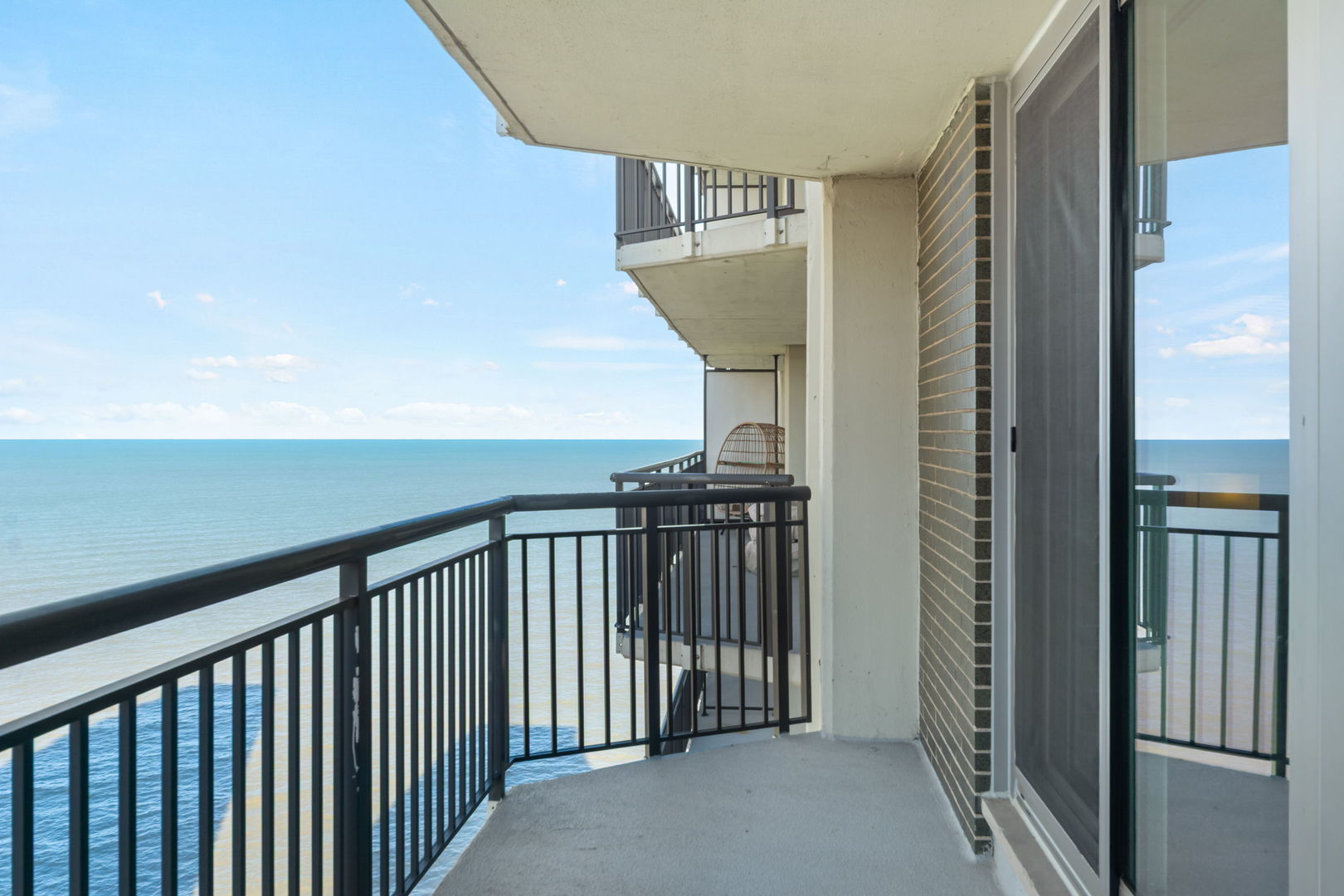 6007 North Sheridan Road, Unit 22K Chicago, IL 60660 - Photo 15 of 22