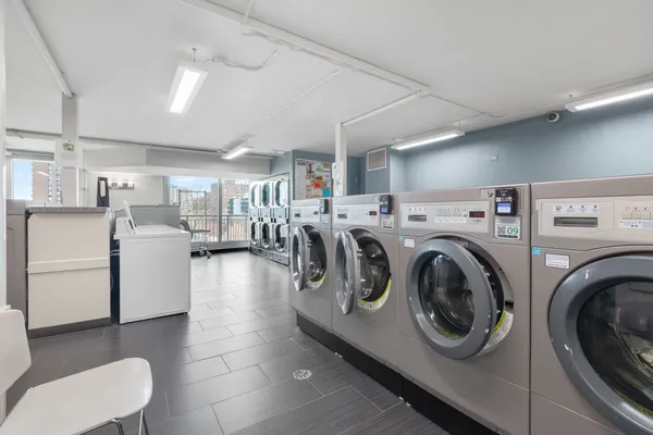 $400,000 | 6007 North Sheridan Road, Unit 22K, Chicago, IL 60660