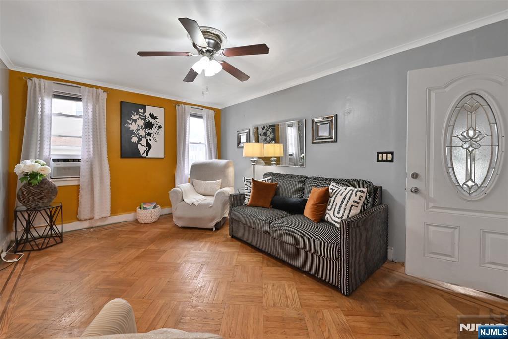 35 Colling Avenue Rochelle Park, NJ 07662 - Photo 7 of 24