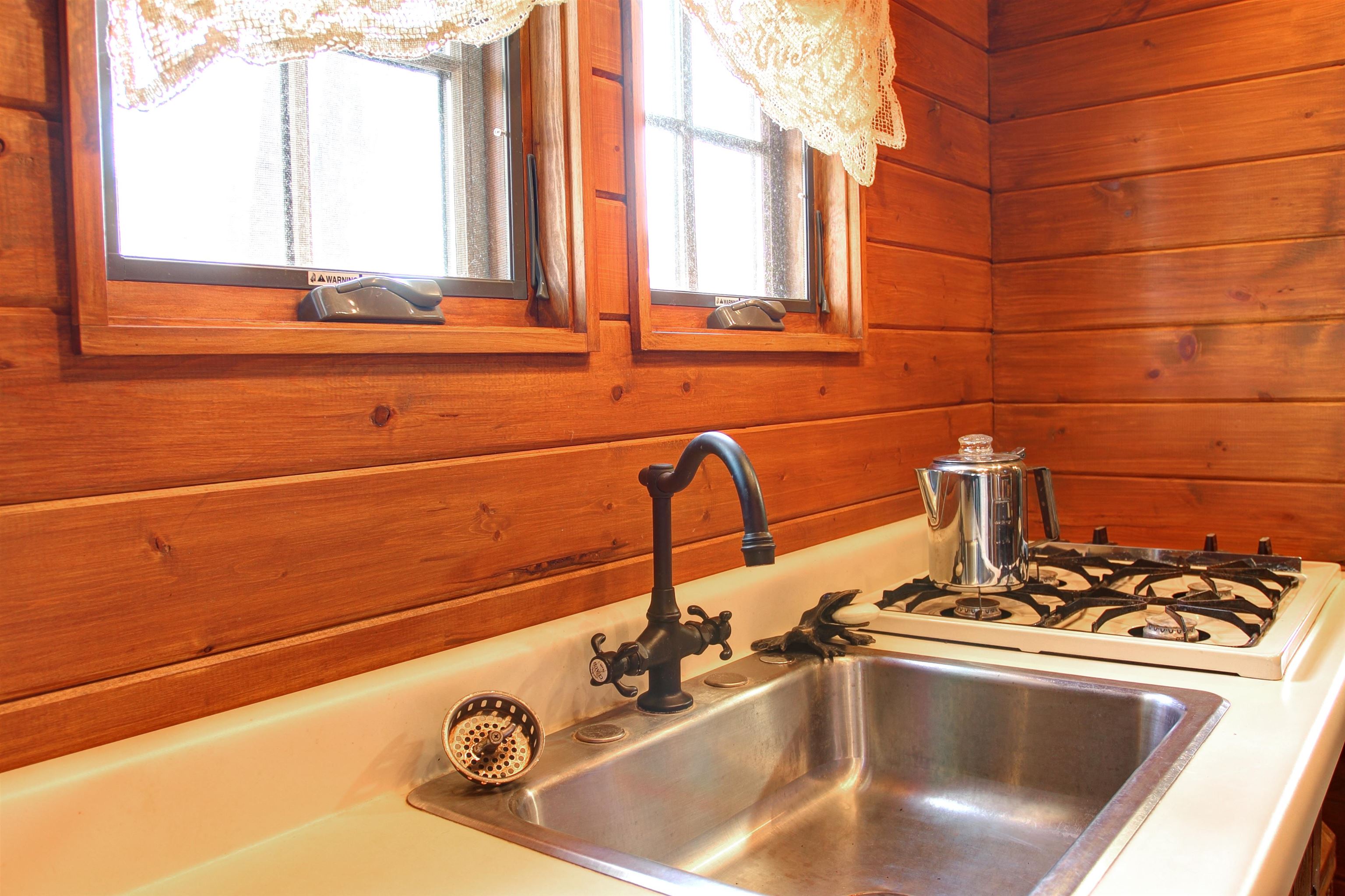 7877 Cook Road Williamsburg, MI 49690 - Photo 27 of 43 1909596-26.JPG