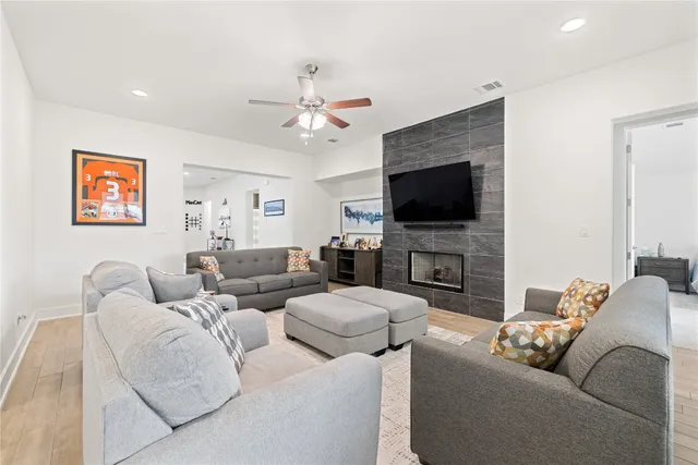 $585,000 | 109 Wake Lane, Georgetown, TX 78633