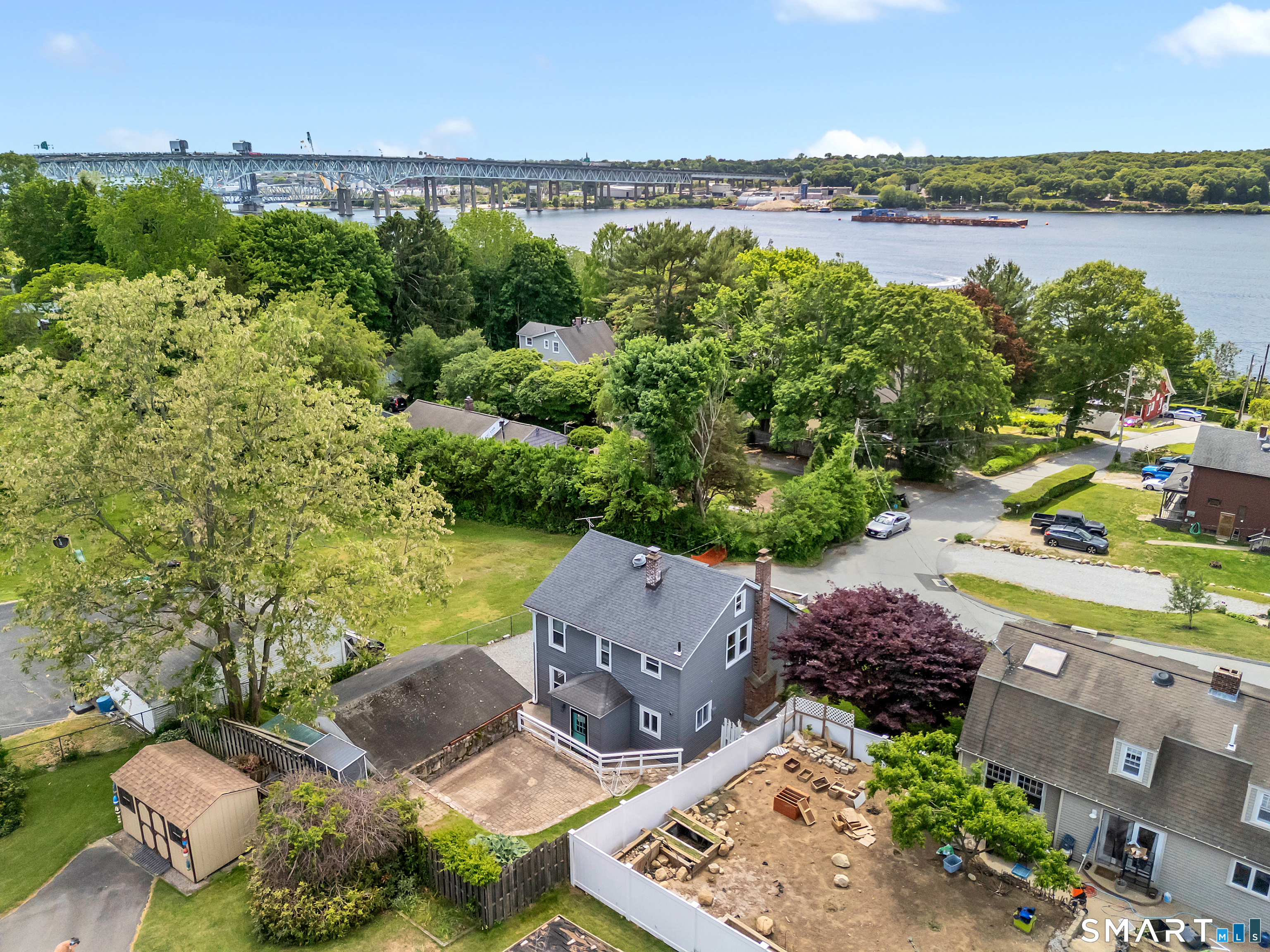 310 Lestertown Road Groton, CT 06340 - Photo 8 of 40