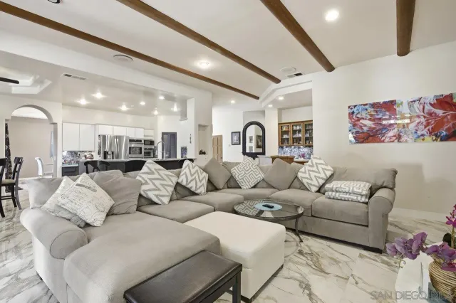 $1,999,900 | 10405 White Birch Drive, San Diego, CA 92131