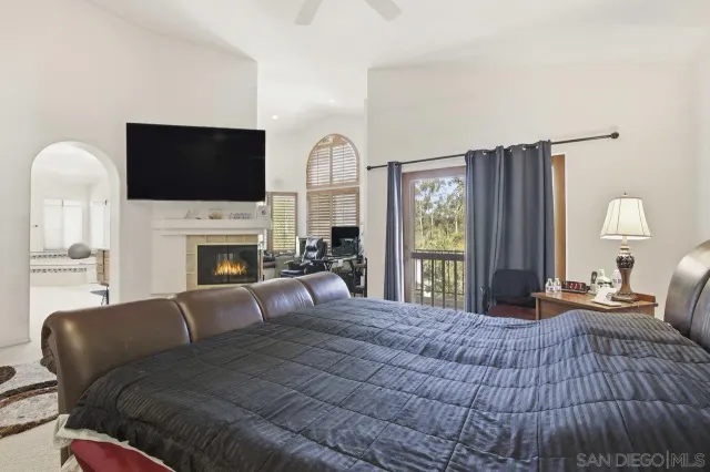 $1,999,900 | 10405 White Birch Drive, San Diego, CA 92131