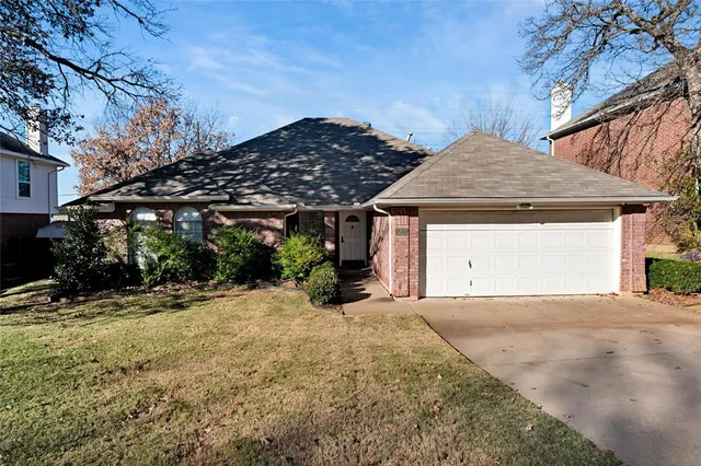 $5,000 | 5202 Heatherdale Drive, Grapevine, TX 76051
