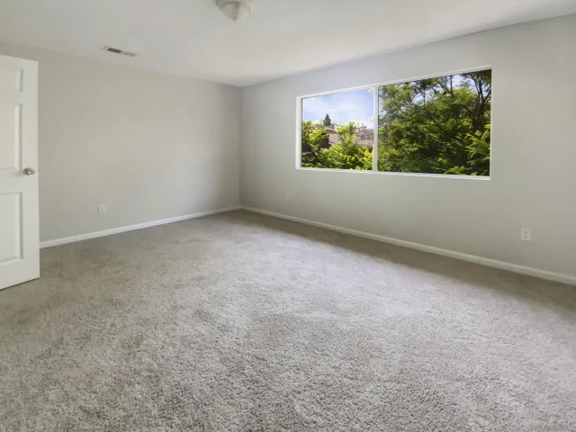 $544,000 | 5661 Lake Park Way, Unit 4, La Mesa, CA 91942