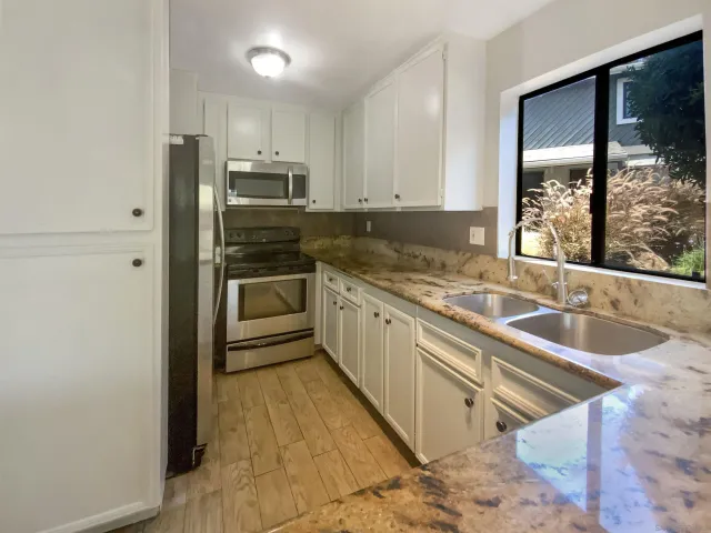 $544,000 | 5661 Lake Park Way, Unit 4, La Mesa, CA 91942