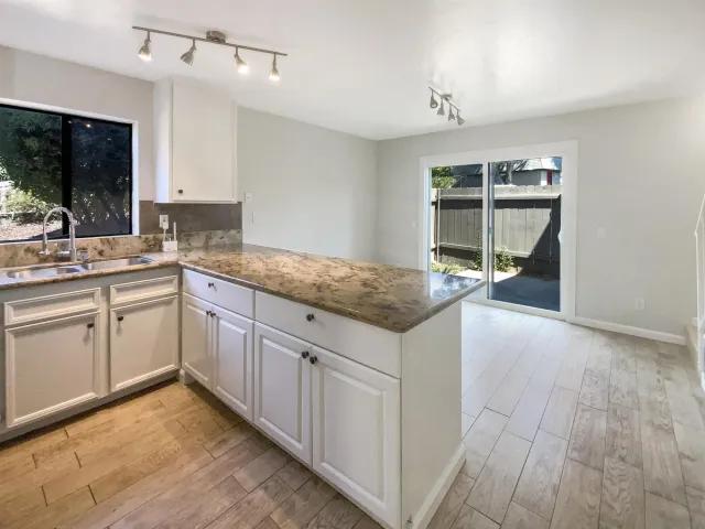 $544,000 | 5661 Lake Park Way, Unit 4, La Mesa, CA 91942