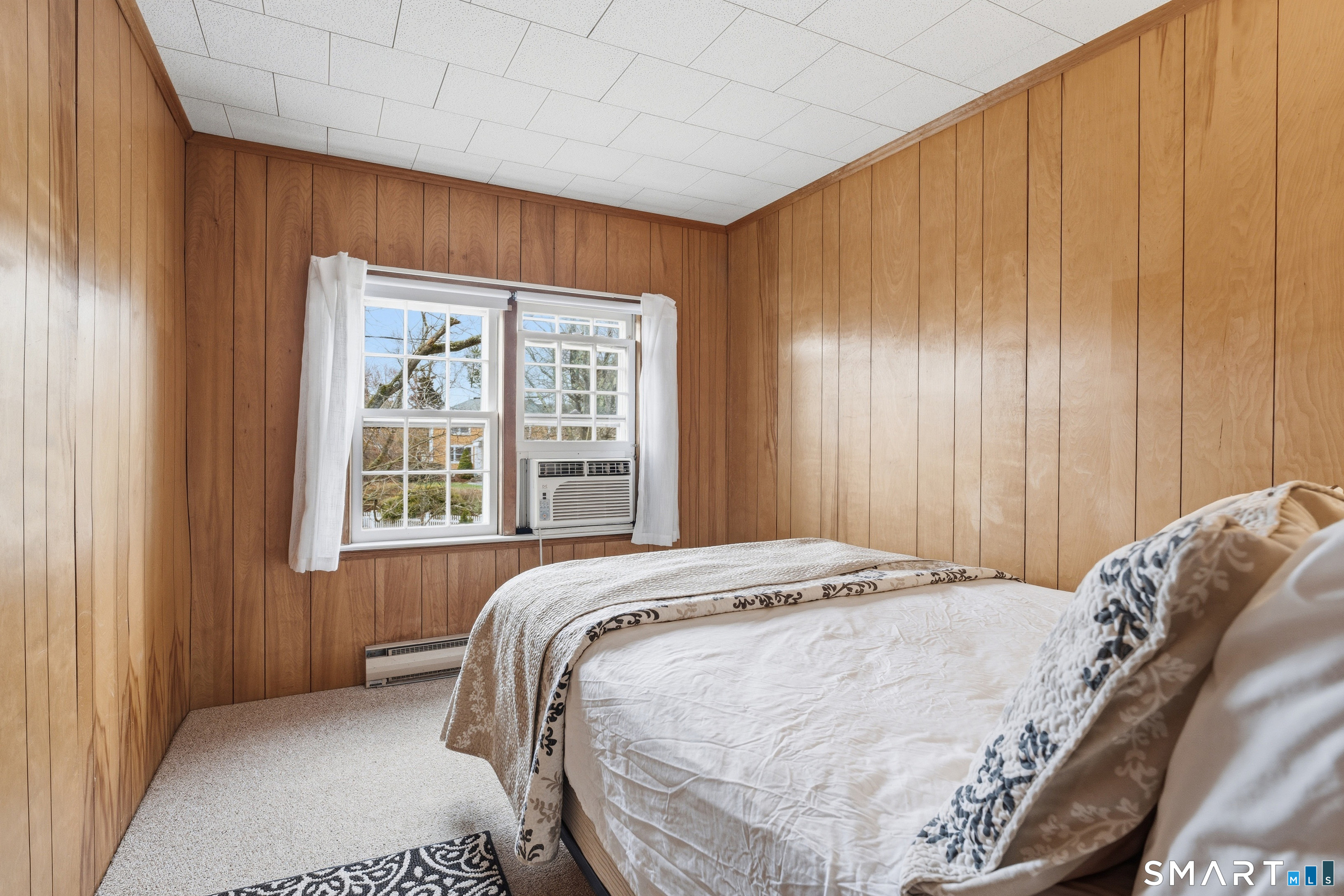 7 Pent Road Madison, CT 06443 - Photo 23 of 39 Second bedroom.