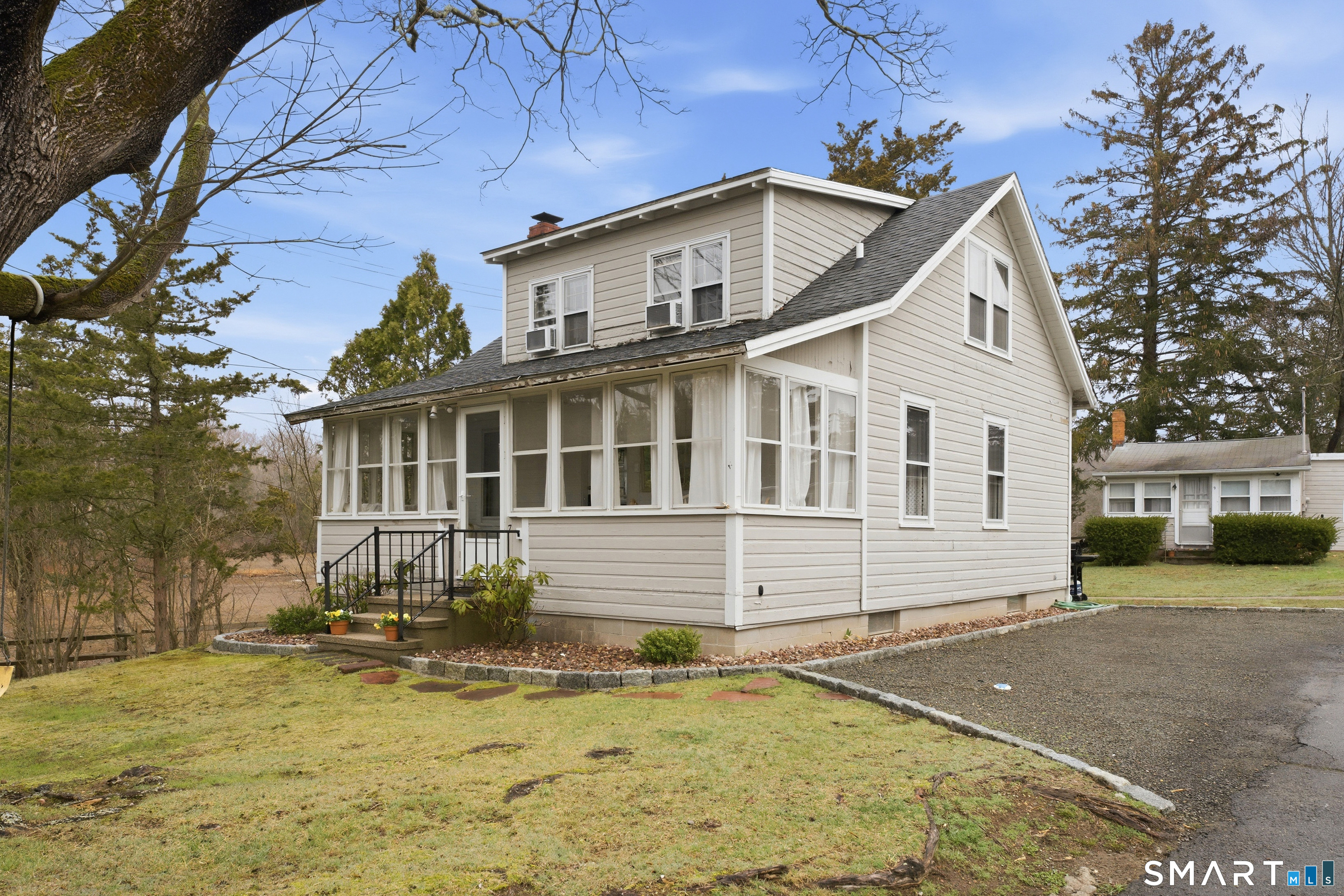 7 Pent Road Madison, CT 06443 - Photo 5 of 39 Great parking for this area.