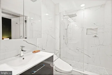 $899,000 | 1444 Church Street Northwest, Unit 409, Washington, DC 20005