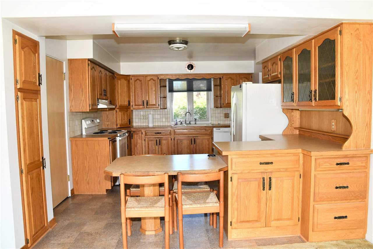 1706 16th Street Bay City, MI 48708 - Photo 6 of 21 Gallery Image 6