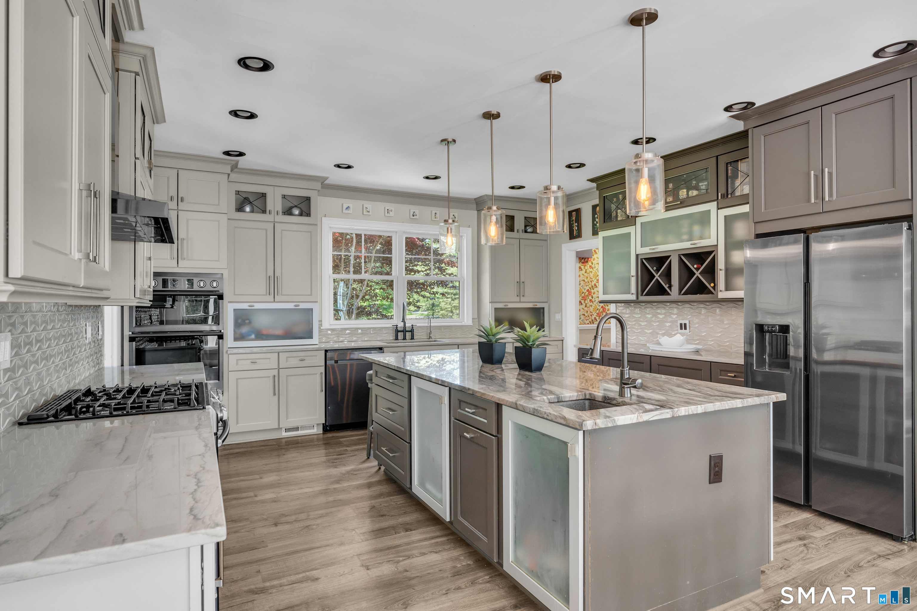 625 State Street Guilford, CT 06437 - Photo 7 of 40