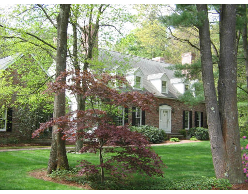 22 Dover Farm Road Medfield, MA 02052 - Photo 1 of 5 Gallery Image 1