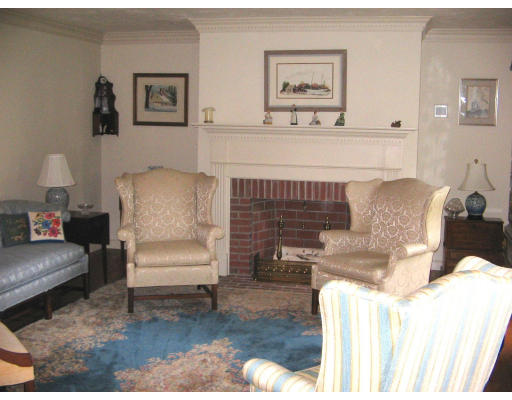 22 Dover Farm Road Medfield, MA 02052 - Photo 3 of 5 Gallery Image 3